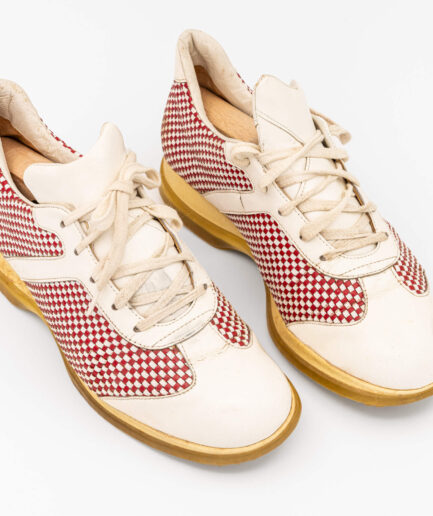 Sapato com detalhes xadrez
